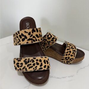 Corky's Size 8 Wild Thing women's leopard print wedge sandal